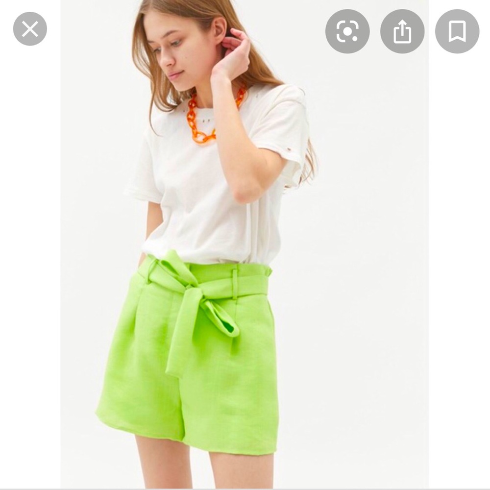 Linen paperbag shorts
